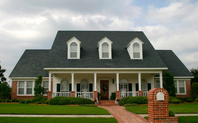Asphalt Roofing Service in Chardon, OH