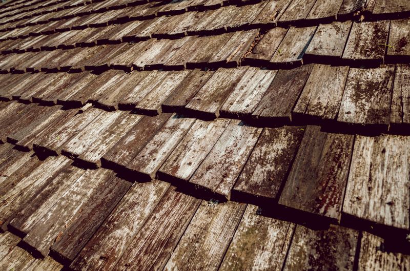 Shake Roof Replacement in Middlefield, OH